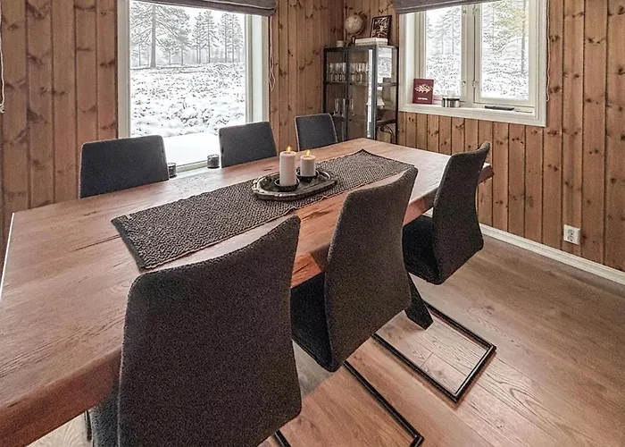 Vakantiehuis Gorgeous In With House A Mountain View Østby