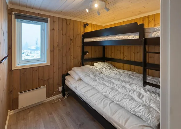 Vakantiehuis Gorgeous In With House A Mountain View Østby